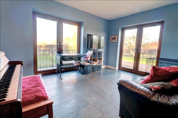 Hipsley Paddock, Hipsley Lane, Hurley, Derbyshire
