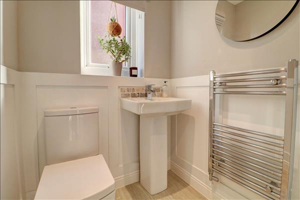 Sefton Road, Dosthill, Tamworth, Staffordshire
