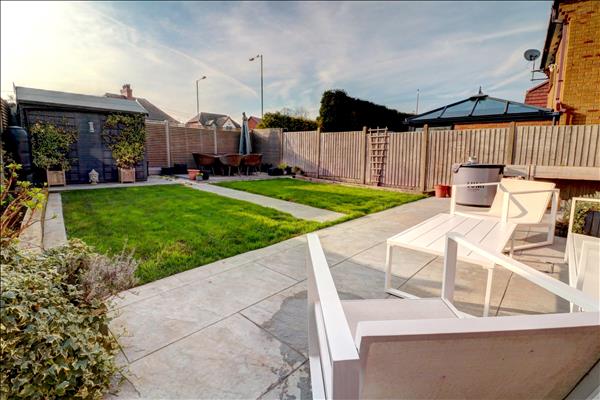 Sefton Road, Dosthill, Tamworth, Staffordshire