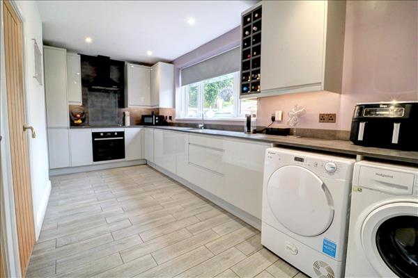 Acacia Avenue, Kingshurst, West Midlands