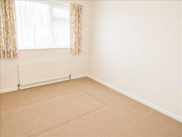 Range Way, Kingsbury